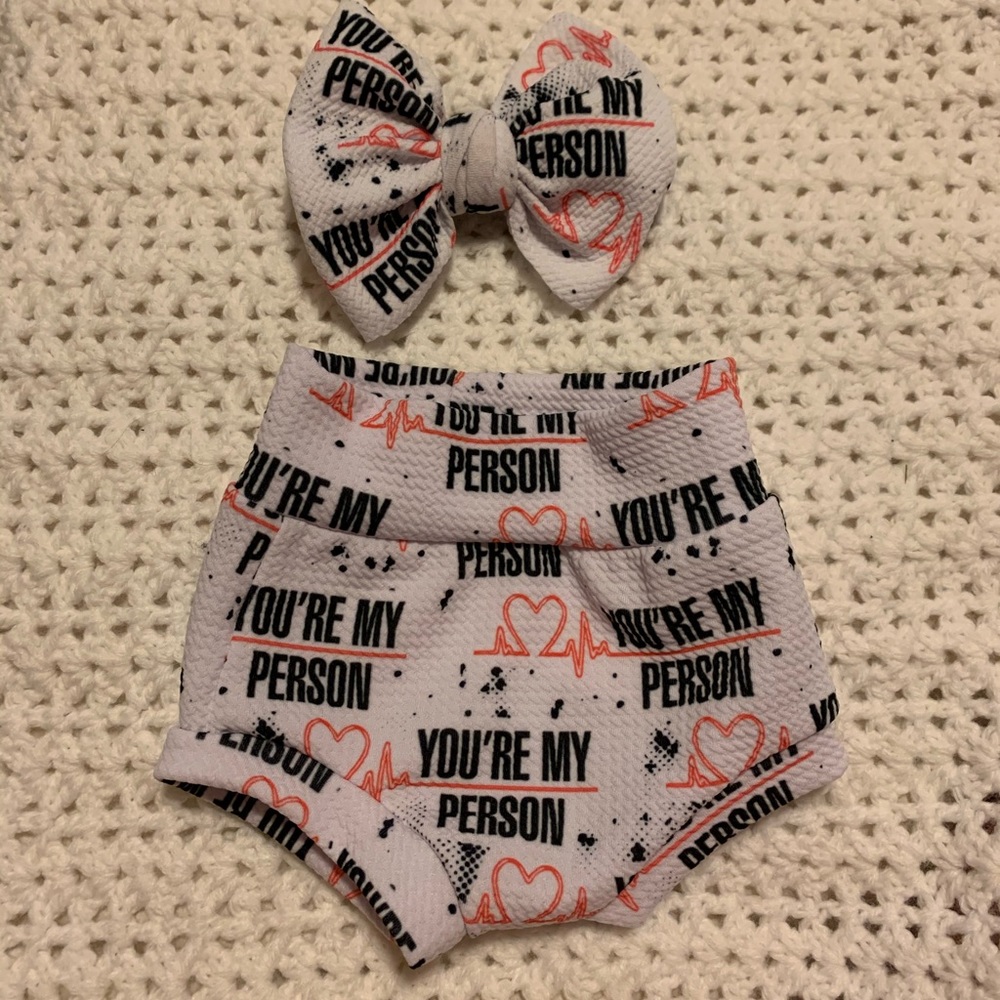 Greys anatomy inspired bow & bummie set